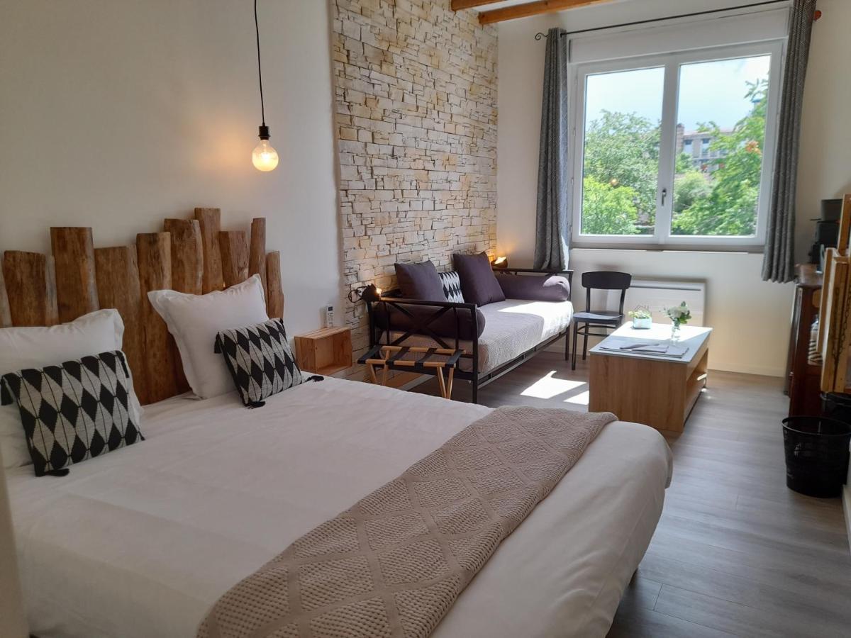 Charmes En Ville Le Charme Atypique Montluçon Екстериор снимка